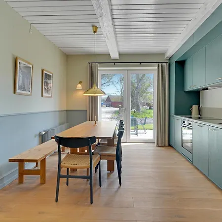 Appartement Awesome In With Wifi